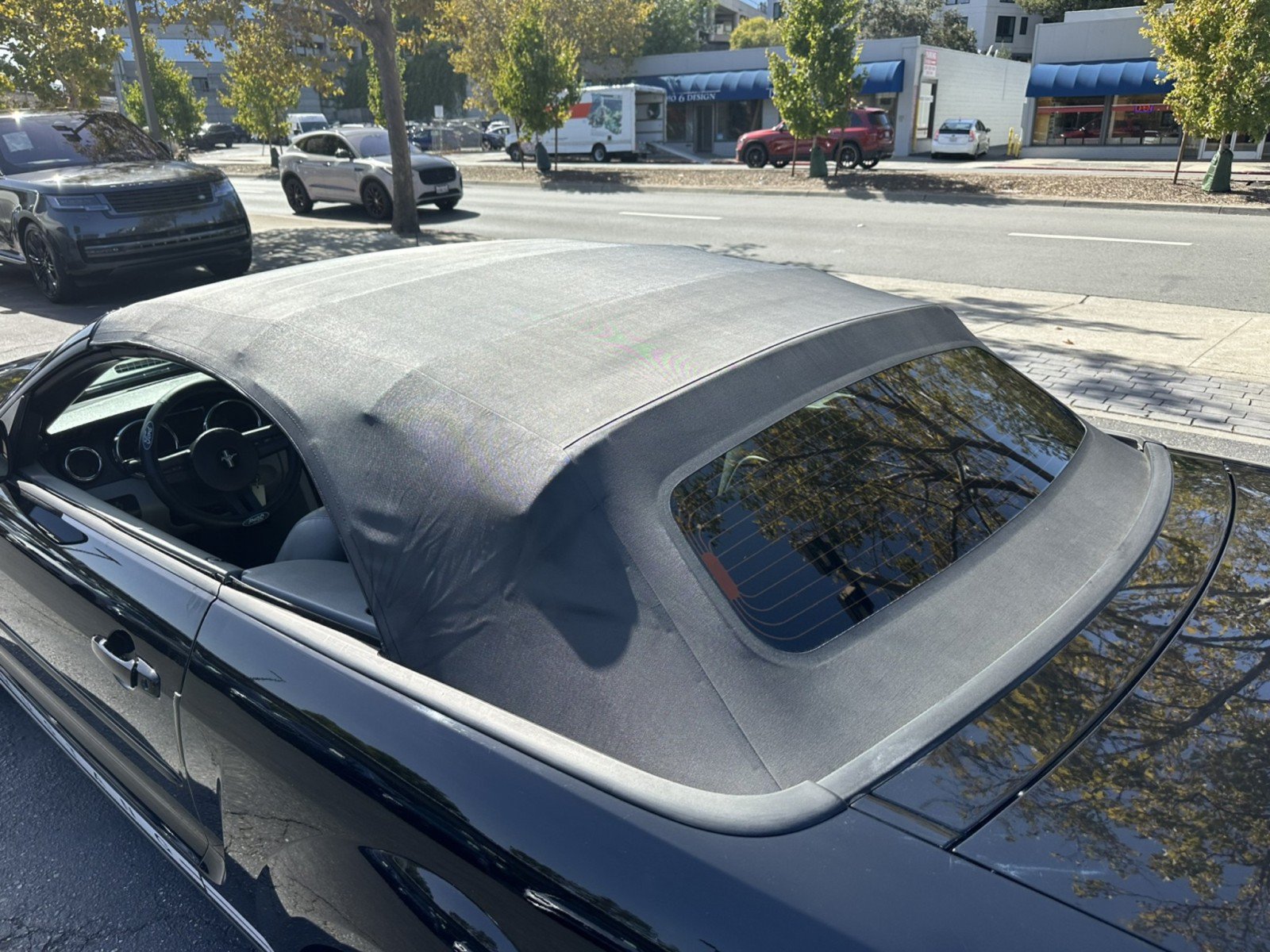 Used 2005 Ford Mustang Premium RWD image 25