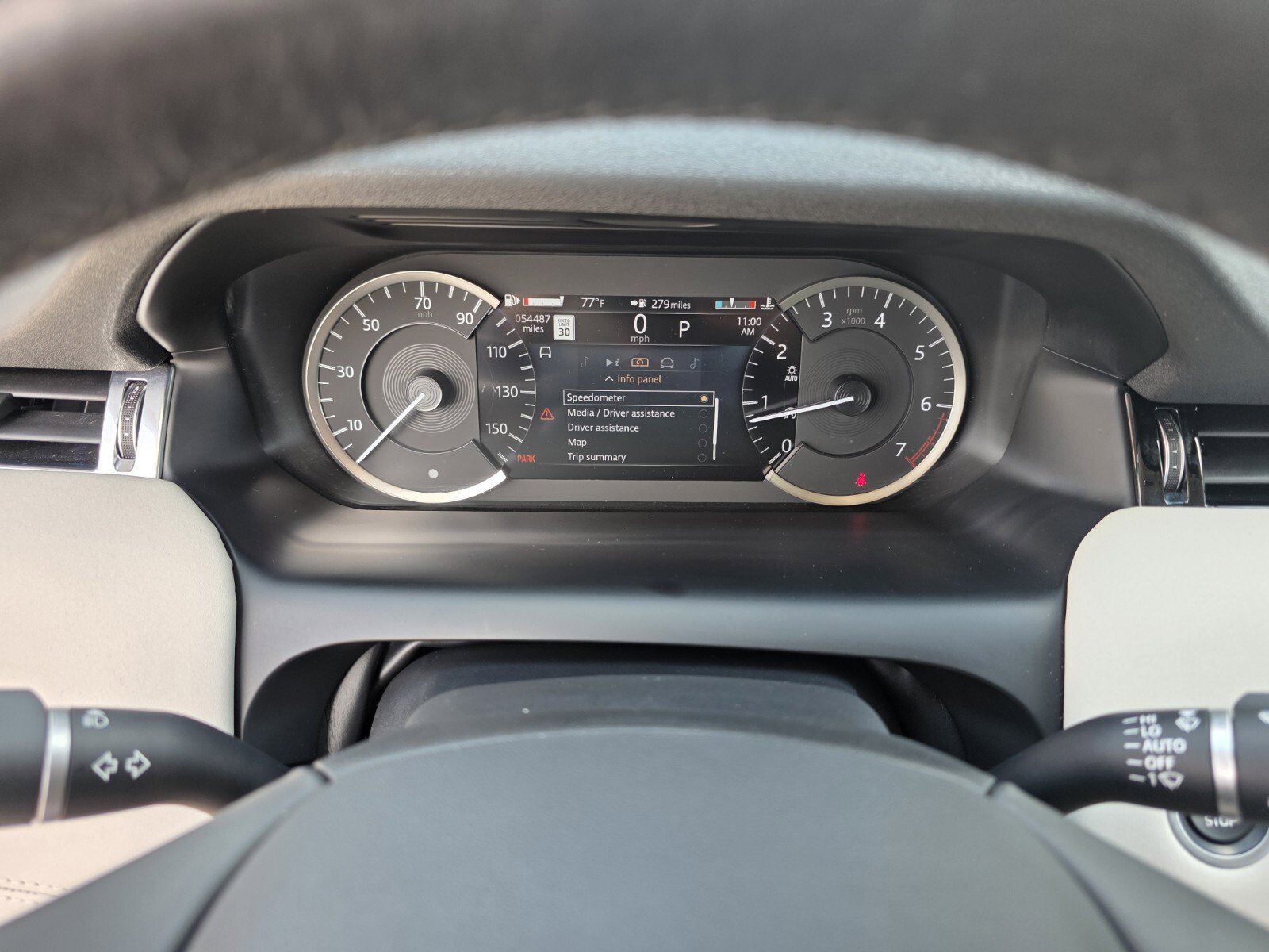 Certified 2023 Land Rover Discovery Sport SE image 17