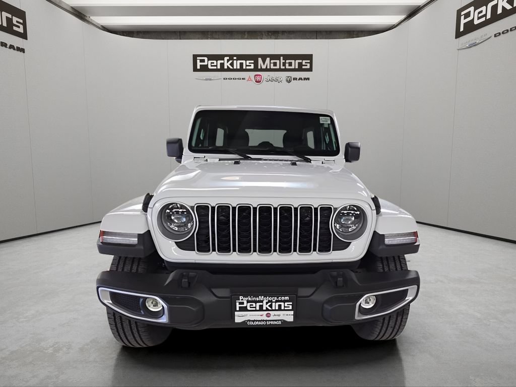 Certified 2025 Jeep Wrangler Unlimited Sahara w/ Safety Group AWD/4WD image 9