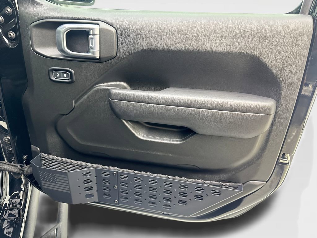 Used 2024 Jeep Gladiator Rubicon w/ Technology Group AWD/4WD image 49