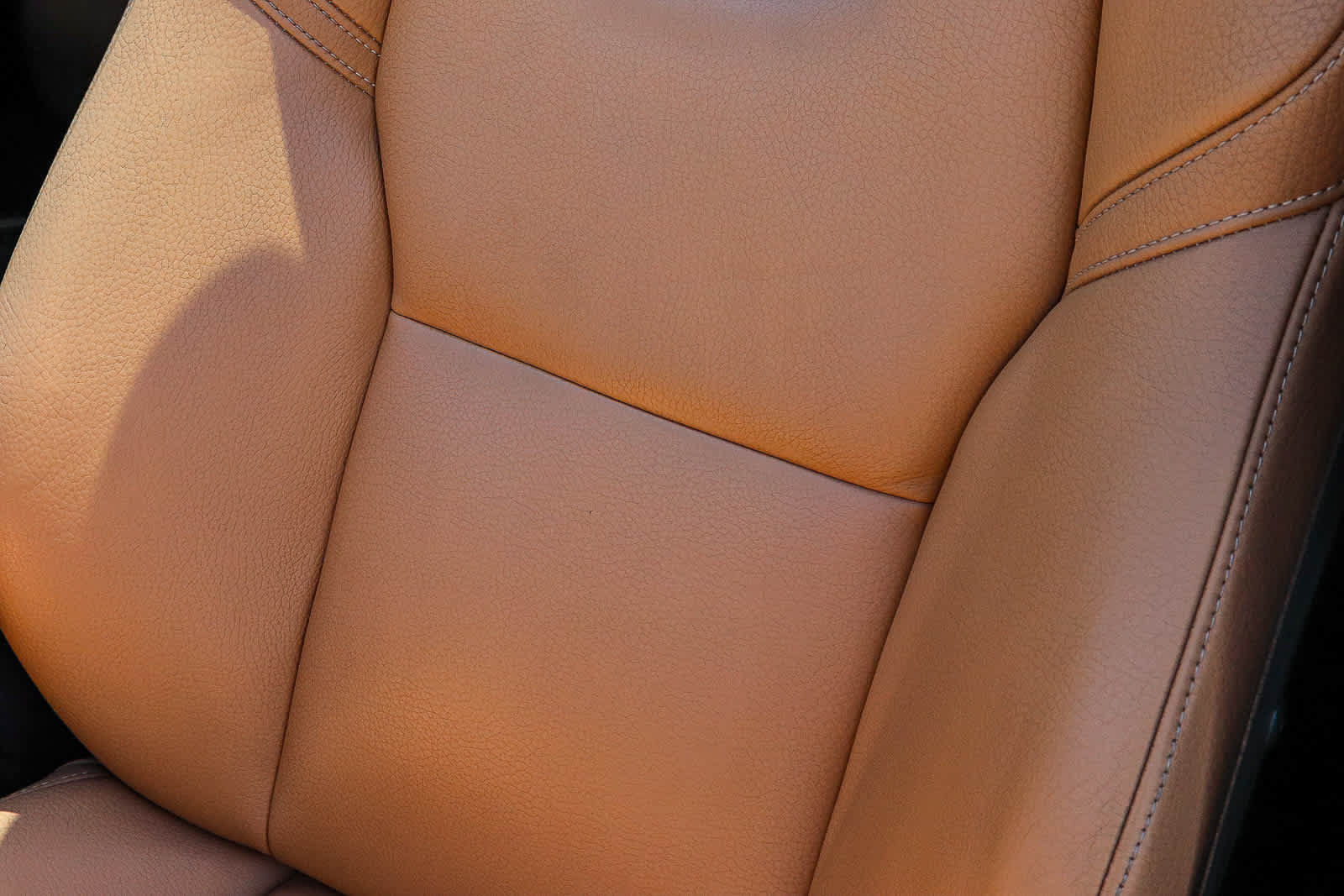 Used 2018 Volvo S90 T5 Momentum w/ Convenience Package FWD image 29