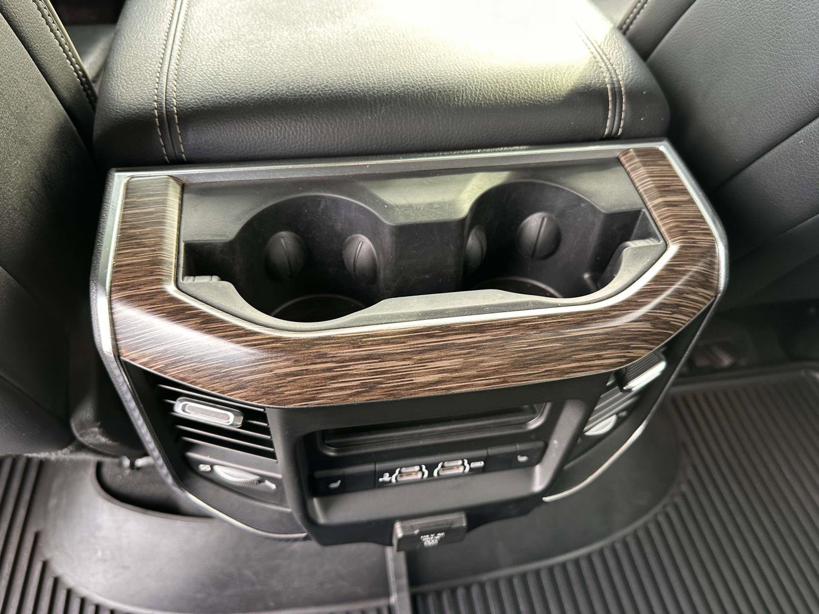 Used 2019 RAM 1500 Laramie image 16