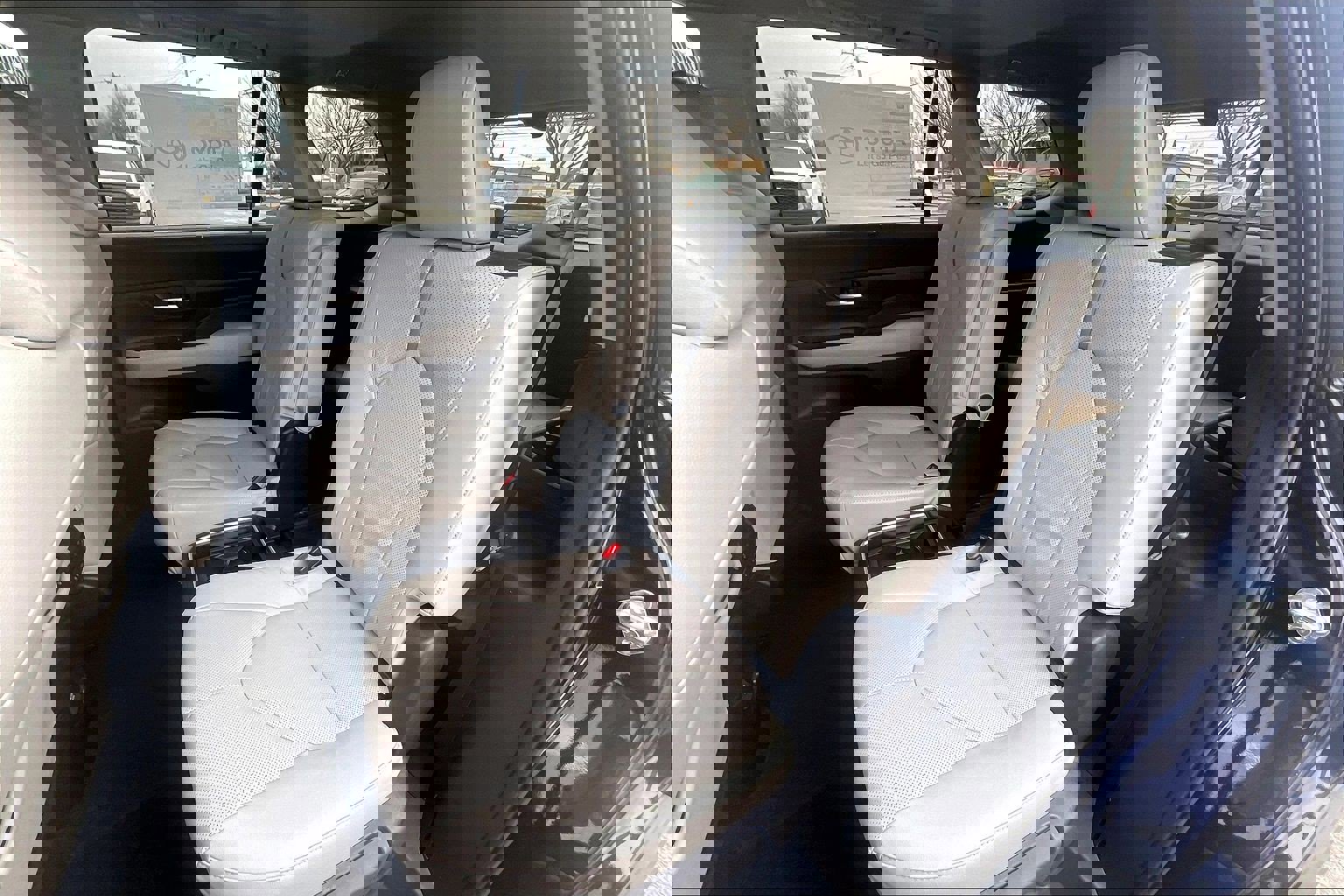 New 2026 Toyota Grand Highlander Platinum image 13