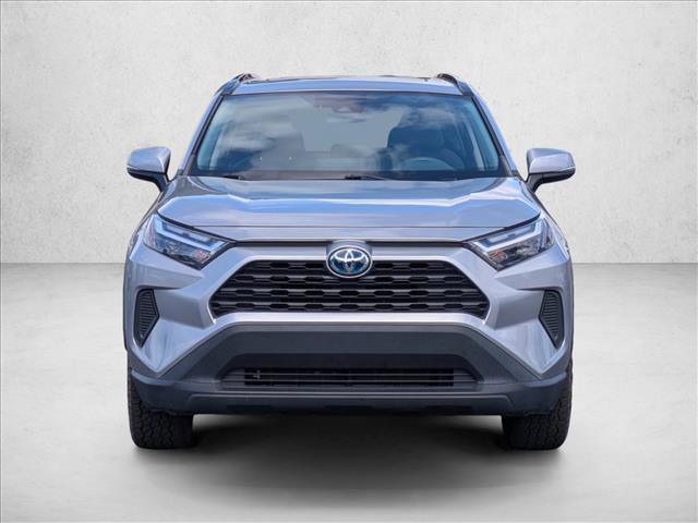 Used 2022 Toyota RAV4 XLE AWD/4WD image 2