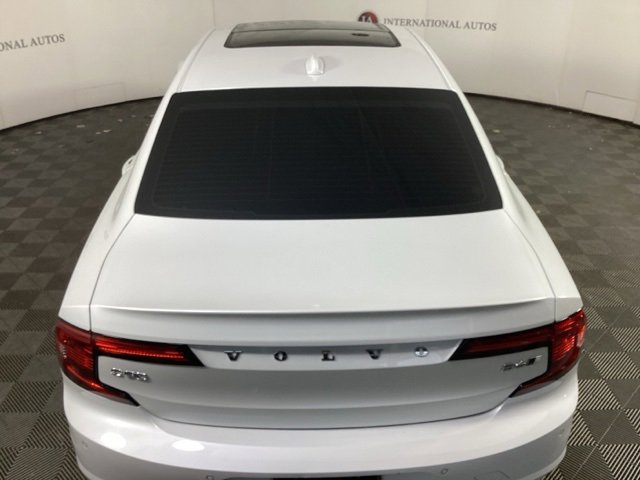Certified 2023 Volvo S90 B6 Plus w/ Protection Package Premier image 5