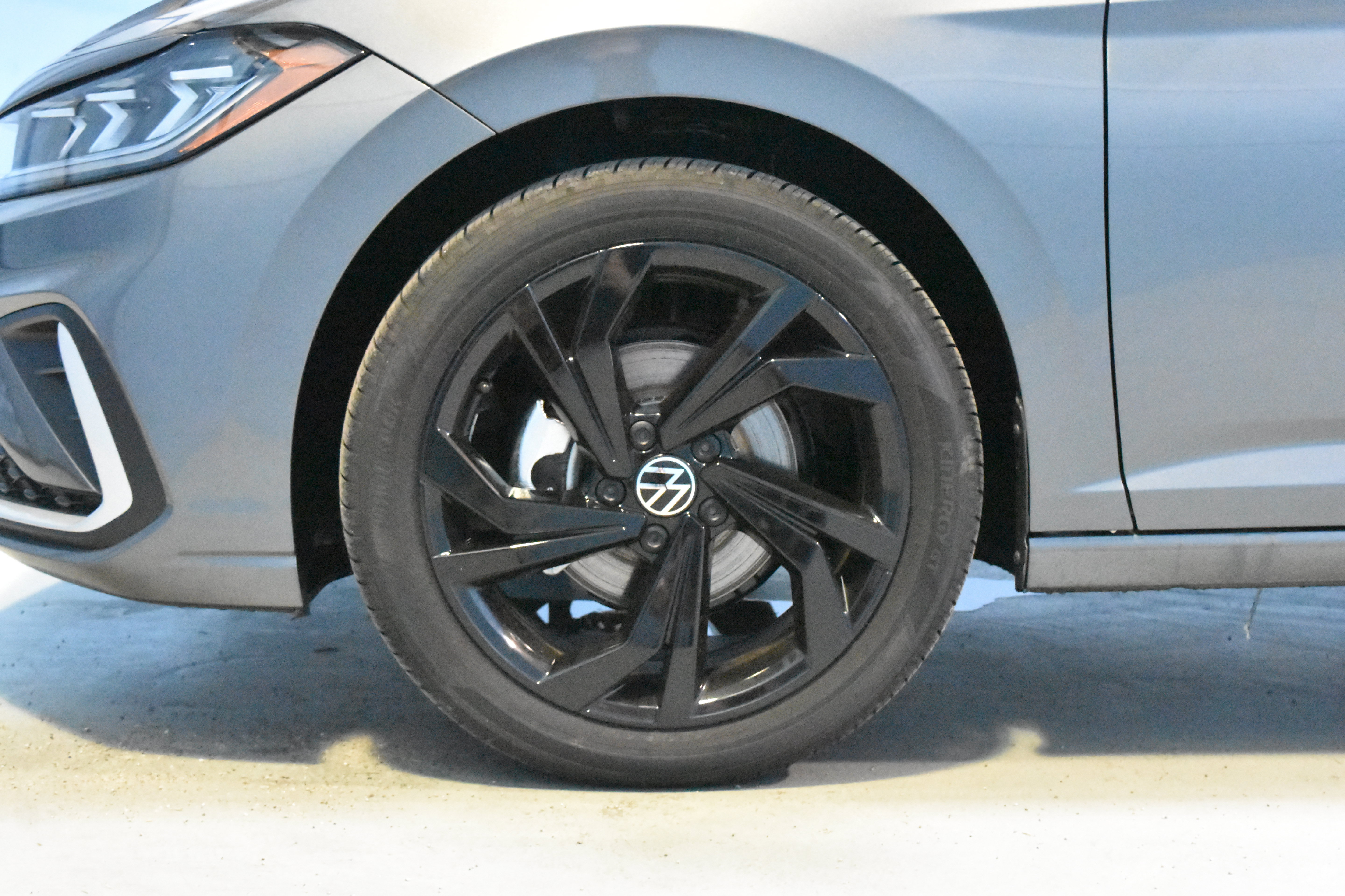 New 2026 Volkswagen Jetta SE FWD image 21
