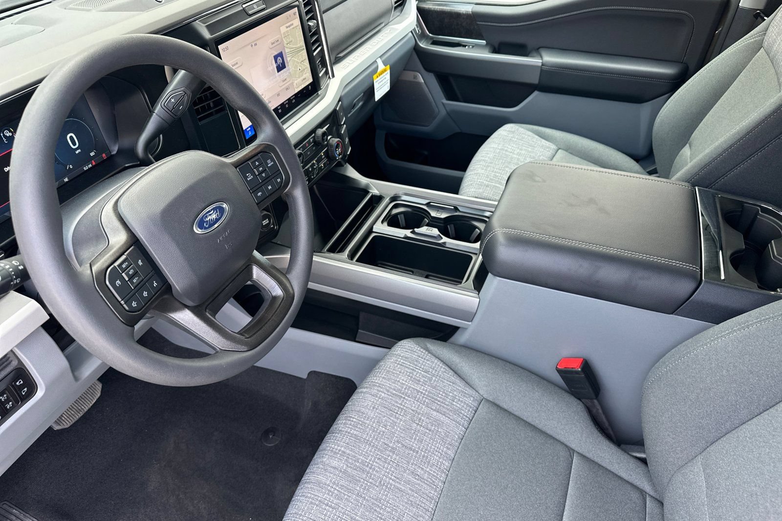 New 2026 Ford F250 XLT w/ XLT Premium Package AWD/4WD image 9