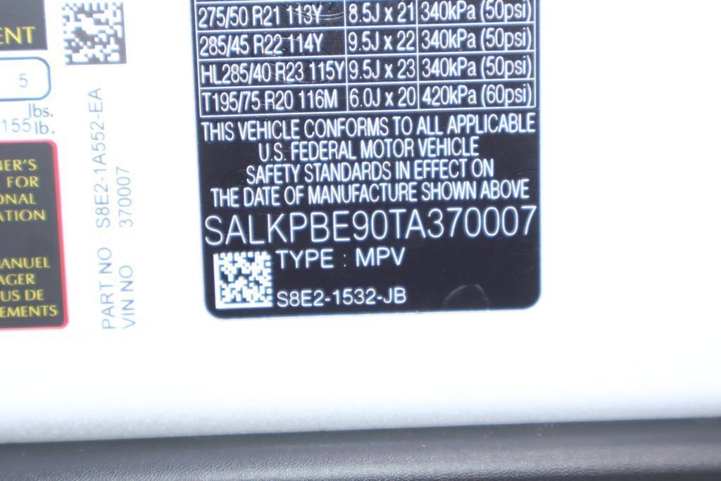 New 2026 Land Rover Range Rover Long Wheelbase SE AWD/4WD image 27