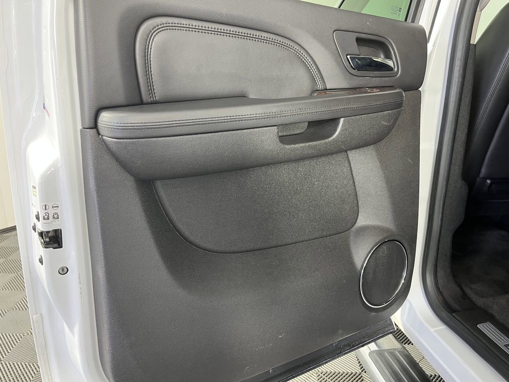 Used 2013 GMC Sierra 3500 Denali image 11