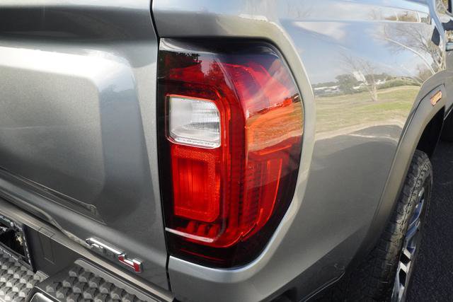 Used 2024 GMC Canyon AT4 w/ Technology Package image 36