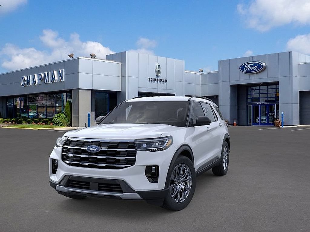 Used 2026 Ford Explorer Active w/ Active Comfort Package AWD/4WD image 2