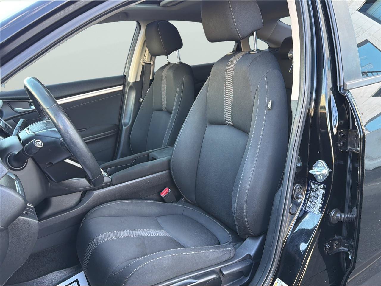 Used 2018 Honda Civic EX-T image 11