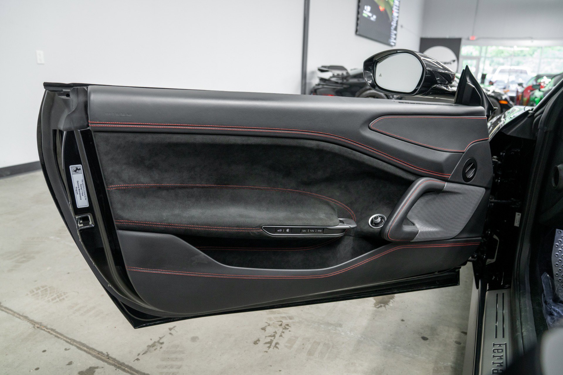 Used 2020 Ferrari GTC4Lusso T RWD image 38