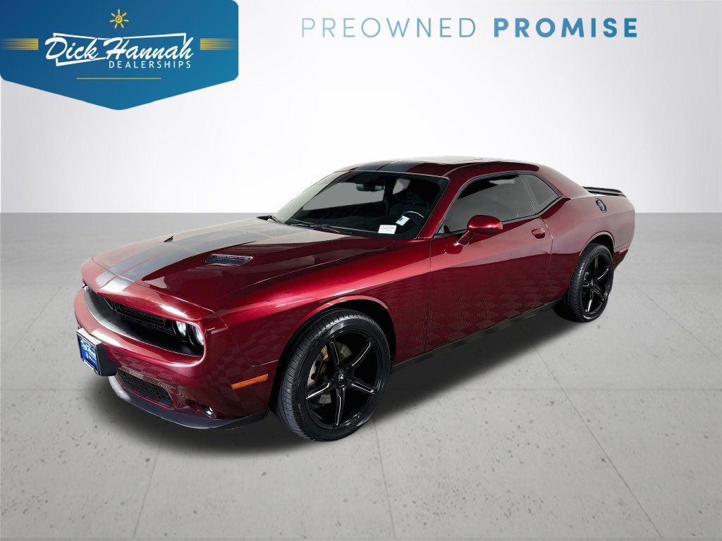 Used 2019 Dodge Challenger SXT w/ Driver Convenience Group AWD/4WD image 1
