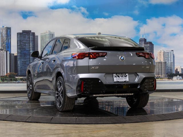 New 2027 BMW X2 xDrive28i w/ M Sport Package AWD/4WD image 9