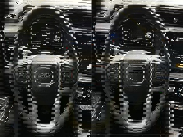 Used 2023 GMC Sierra 1500 Denali w/ Technology Package image 13