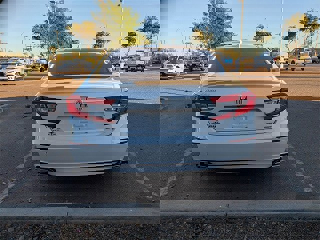 Used 2020 Honda Accord Sport image 3