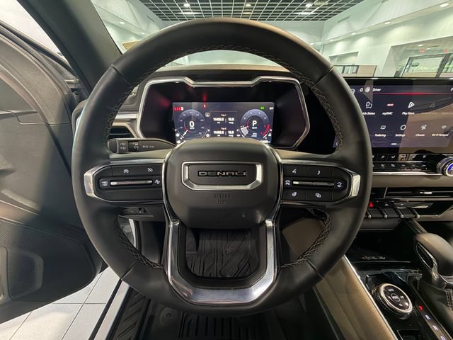Used 2026 GMC Canyon Denali AWD/4WD image 16
