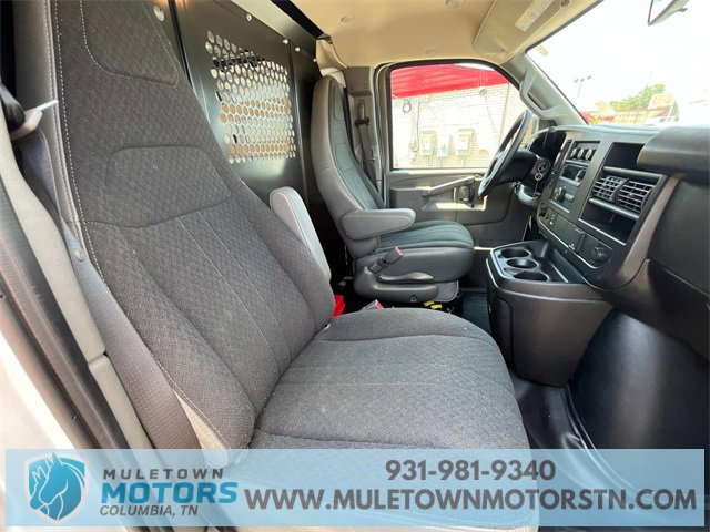 Used 2024 GMC Savana 2500 w/ Driver Convenience Package image 24