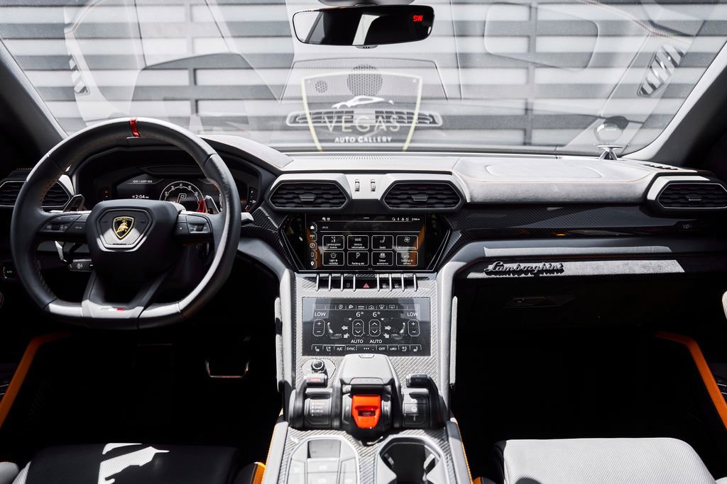 Used 2023 Lamborghini Urus Performante AWD/4WD image 63