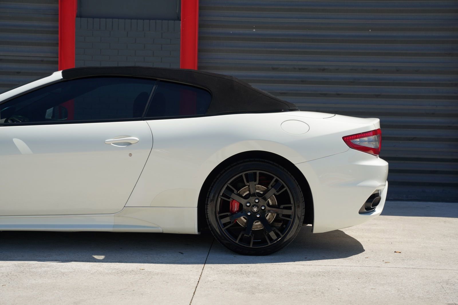 Used 2018 Maserati GranTurismo Sport image 12