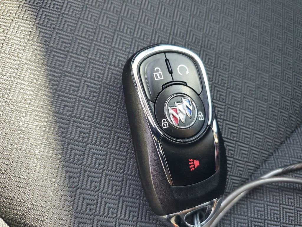 Used 2023 Buick Encore GX Select image 40