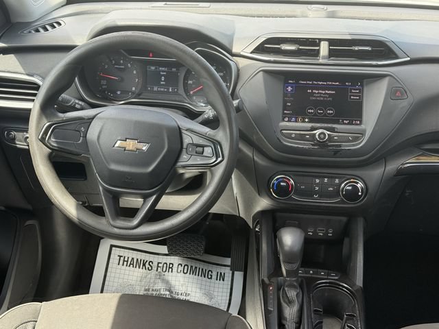 Used 2023 Chevrolet TrailBlazer LS AWD/4WD image 19