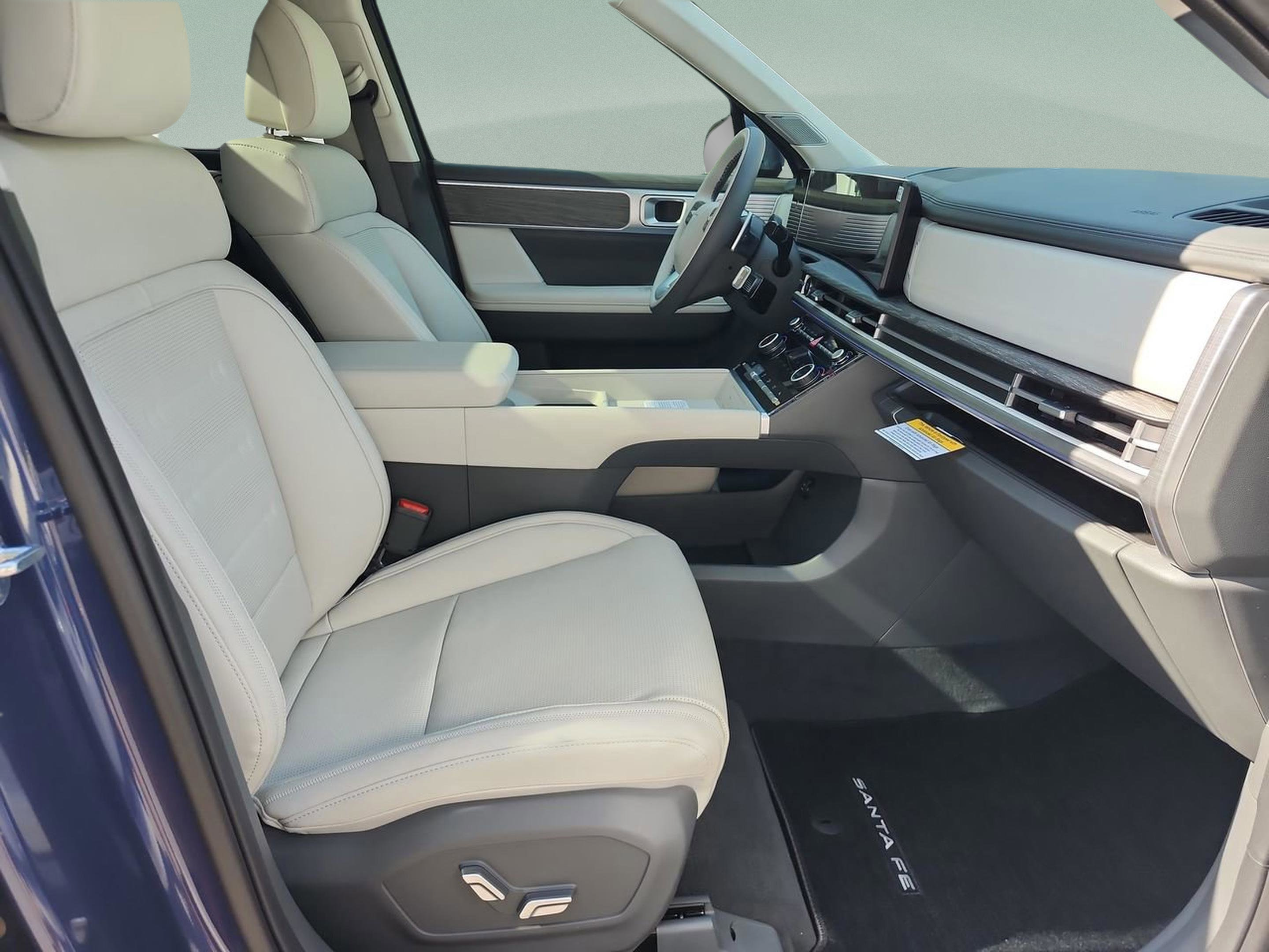 New 2026 Hyundai Santa Fe Calligraphy FWD image 17