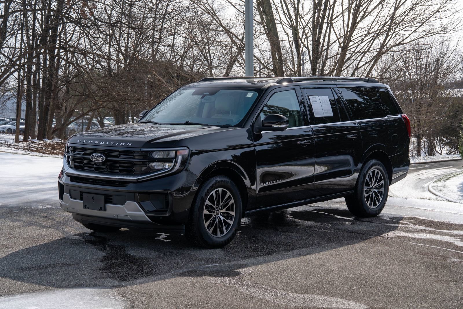 Used 2025 Ford Expedition Max Platinum image 5