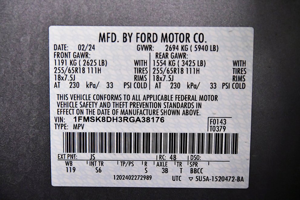 Used 2024 Ford Explorer XLT w/ Equipment Group 202A image 16