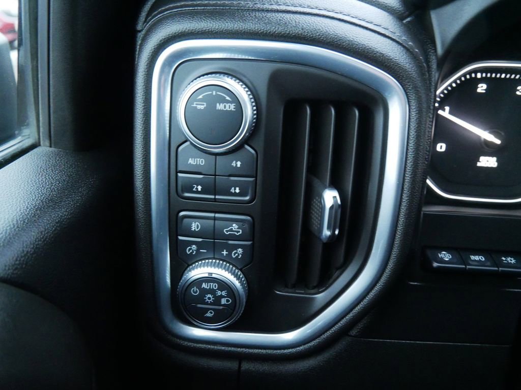 Used 2021 GMC Sierra 3500 Denali w/ Denali Ultimate Package image 22