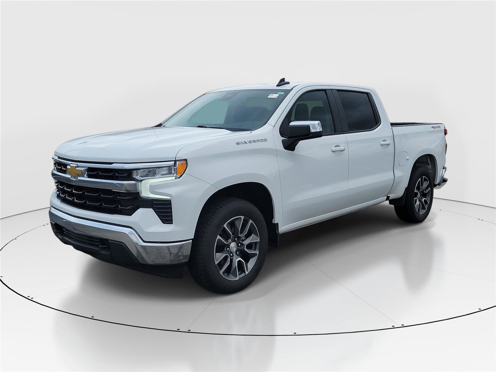 Used 2023 Chevrolet Silverado 1500 LT image 2