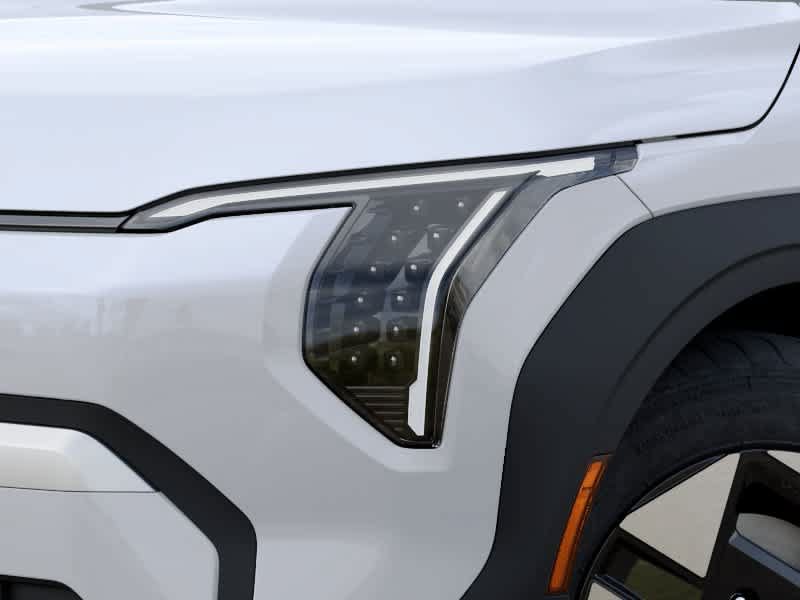 New 2027 Kia EV3 Wind FWD image 10
