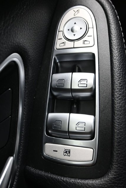 Used 2018 Mercedes-Benz C 300 Sedan image 21