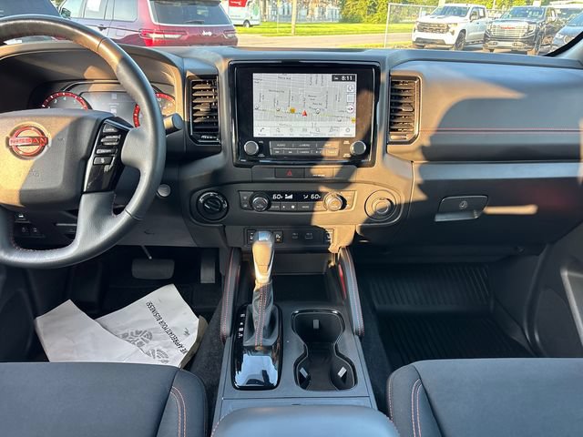 Used 2022 Nissan Frontier PRO-4X AWD/4WD image 10