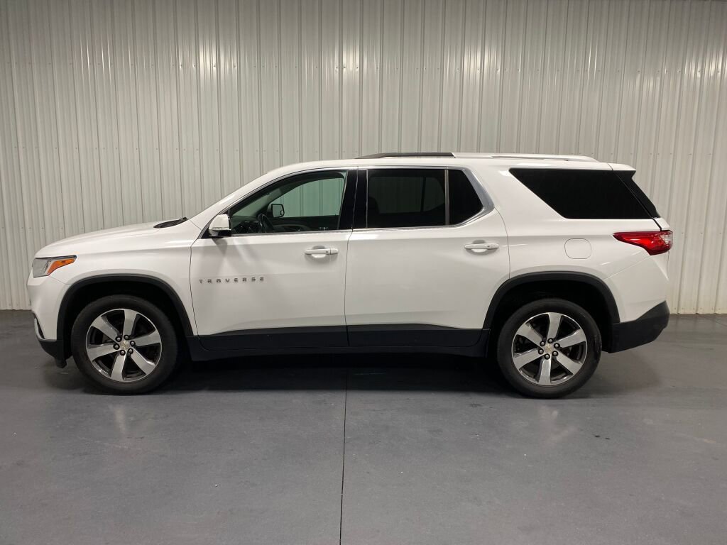 Used 2018 Chevrolet Traverse LT image 22