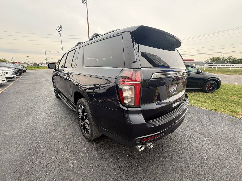Used 2023 Chevrolet Suburban RST w/ Sport Performance Package AWD/4WD image 6