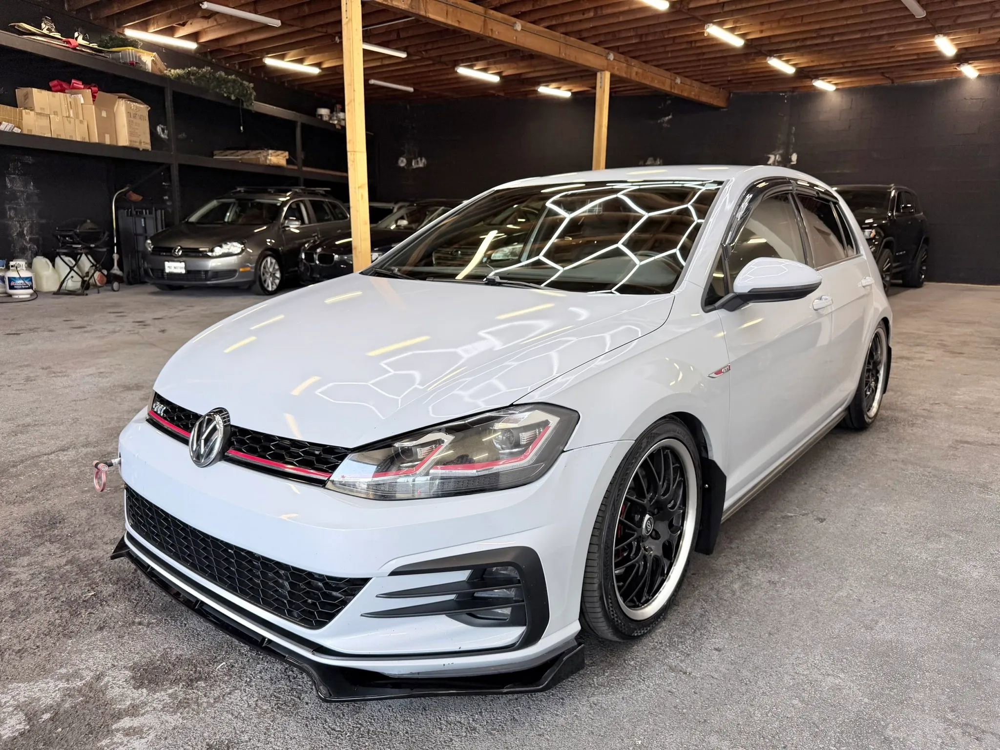 Used 2018 Volkswagen GTI S image 5