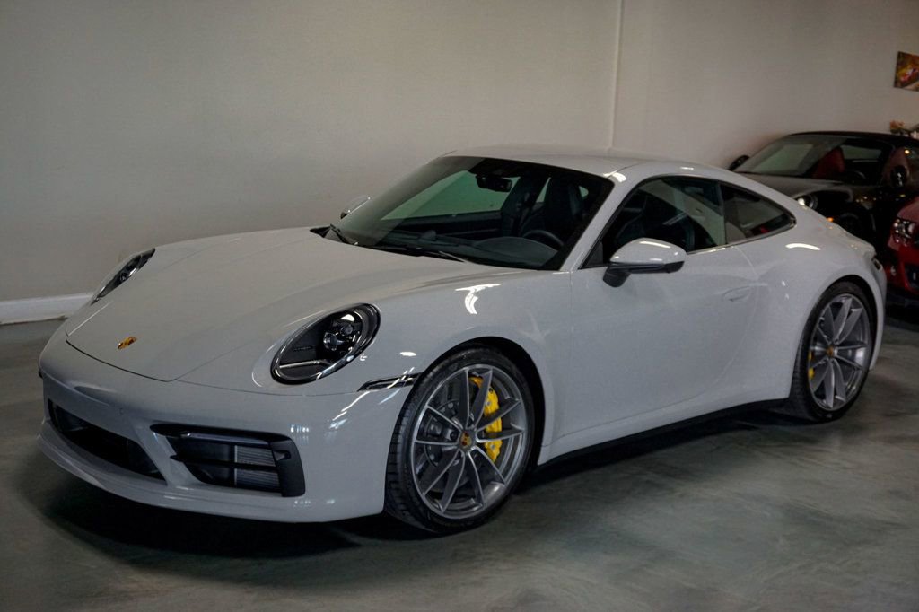 Used 2024 Porsche 911 Coupe image 5