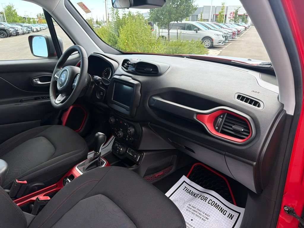 Used 2020 Jeep Renegade Trailhawk AWD/4WD image 11