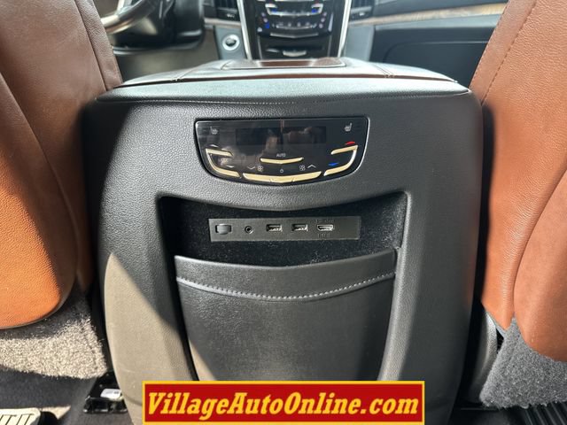 Used 2020 Cadillac Escalade ESV Premium Luxury AWD/4WD image 40