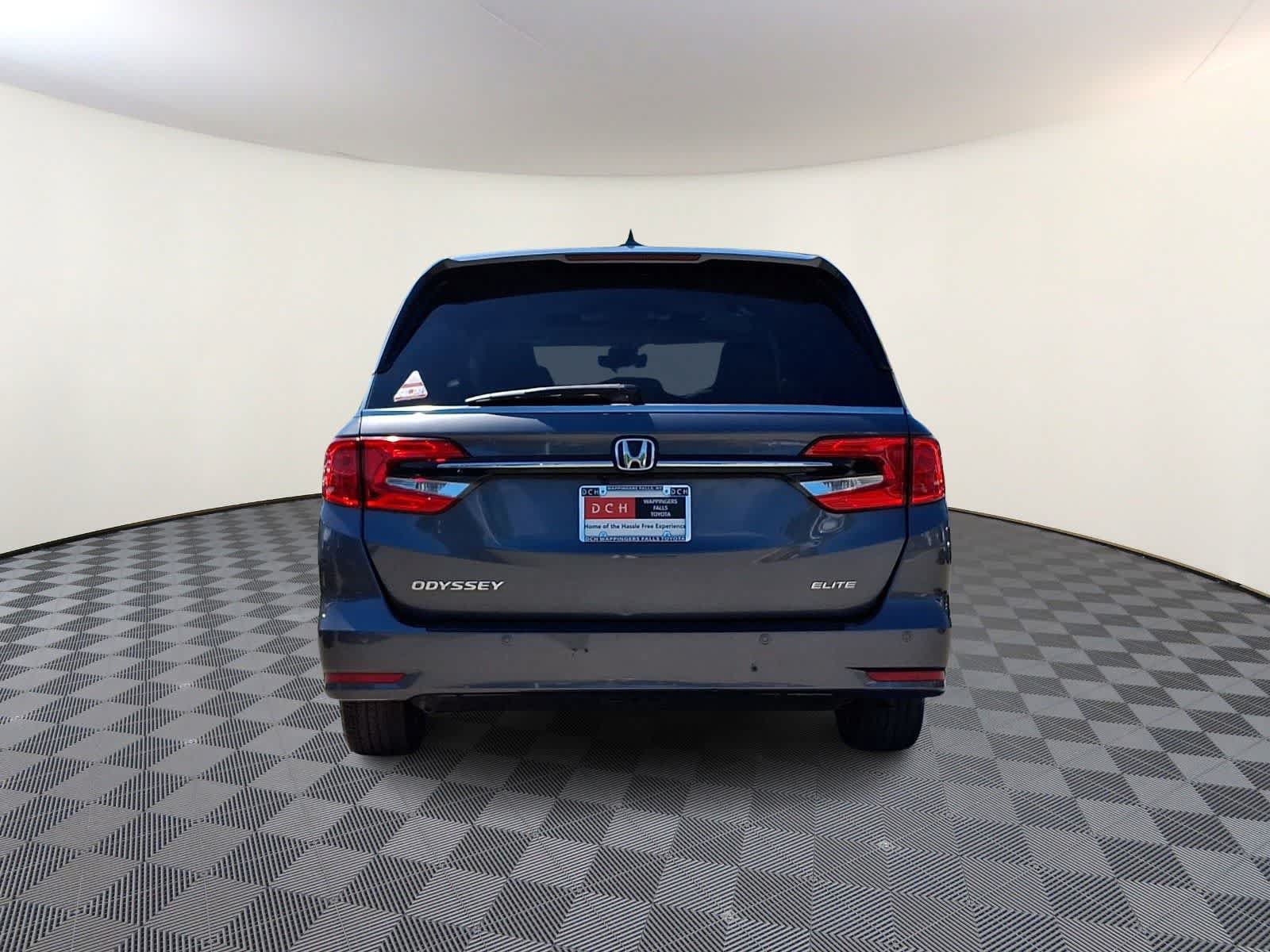 Used 2023 Honda Odyssey Elite image 6