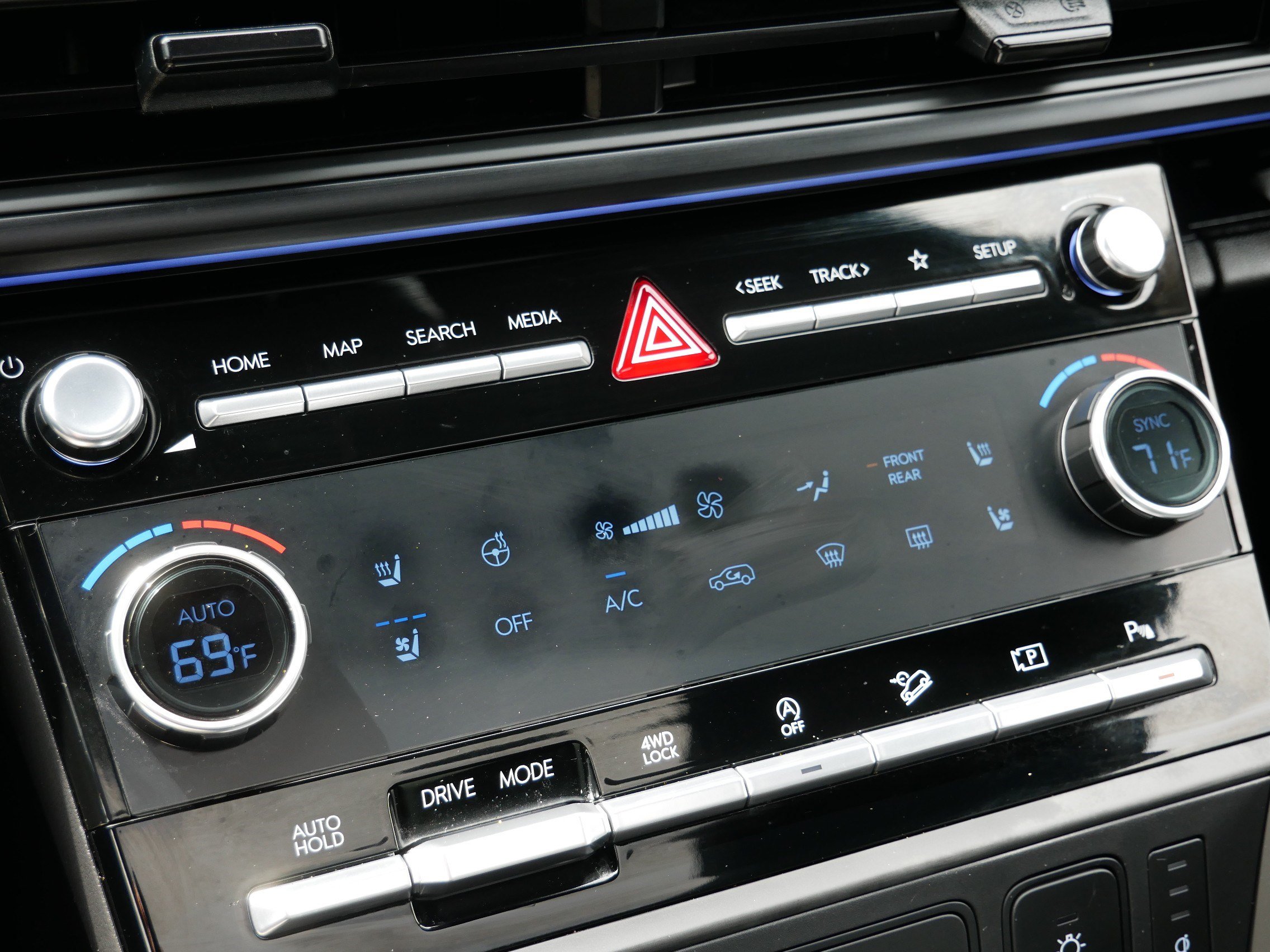 Certified 2025 Hyundai Santa Fe Calligraphy AWD/4WD image 22