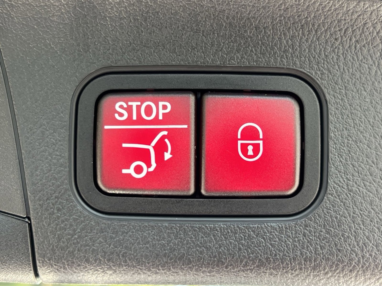 New 2026 Mercedes-Benz GLA 250 4MATIC image 25