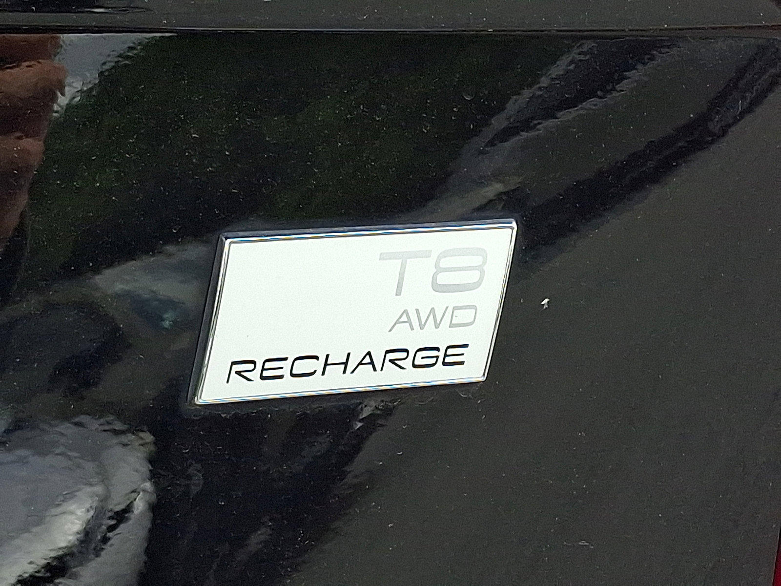 Certified 2024 Volvo XC90 T8 Plus AWD/4WD image 32