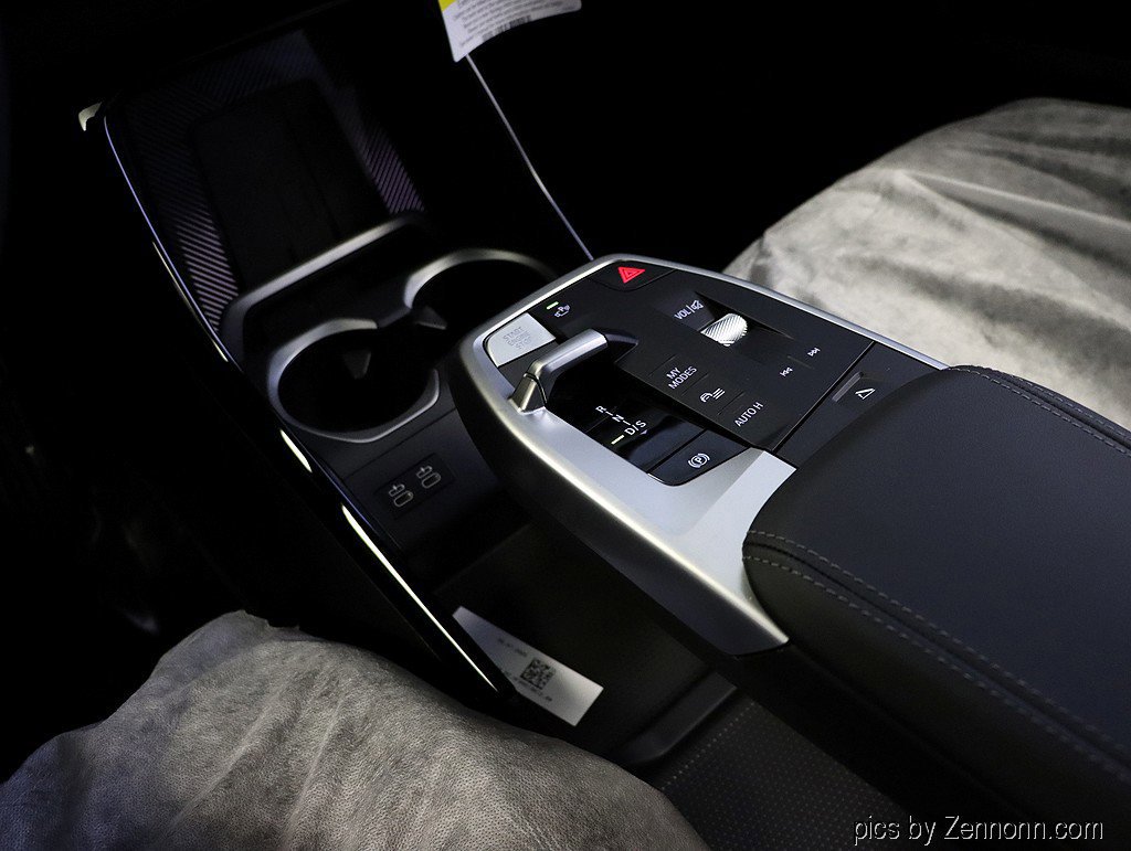 Used 2026 BMW X2 xDrive28i w/ Technology Package image 13