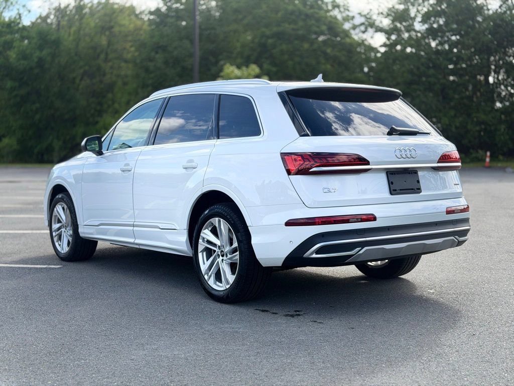Used 2023 Audi Q7 2.0T Premium Plus w/ Premium Plus Package AWD/4WD image 4