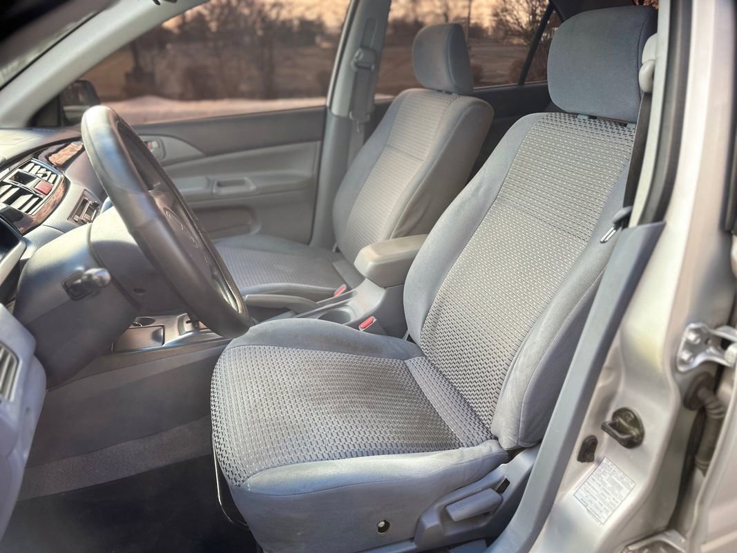 Used 2003 Mitsubishi Lancer ES image 11