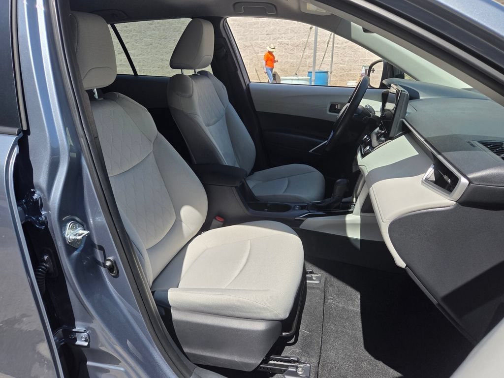 Used 2024 Toyota Corolla Cross L FWD image 19
