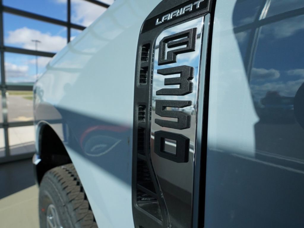 New 2026 Ford F350 Lariat w/ FX4 Off-Road Package image 22